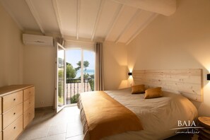 6 bedrooms, iron/ironing board, travel cot, free WiFi