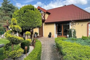 Exterior - Holiday home near the lake, private garden (Krzynia)