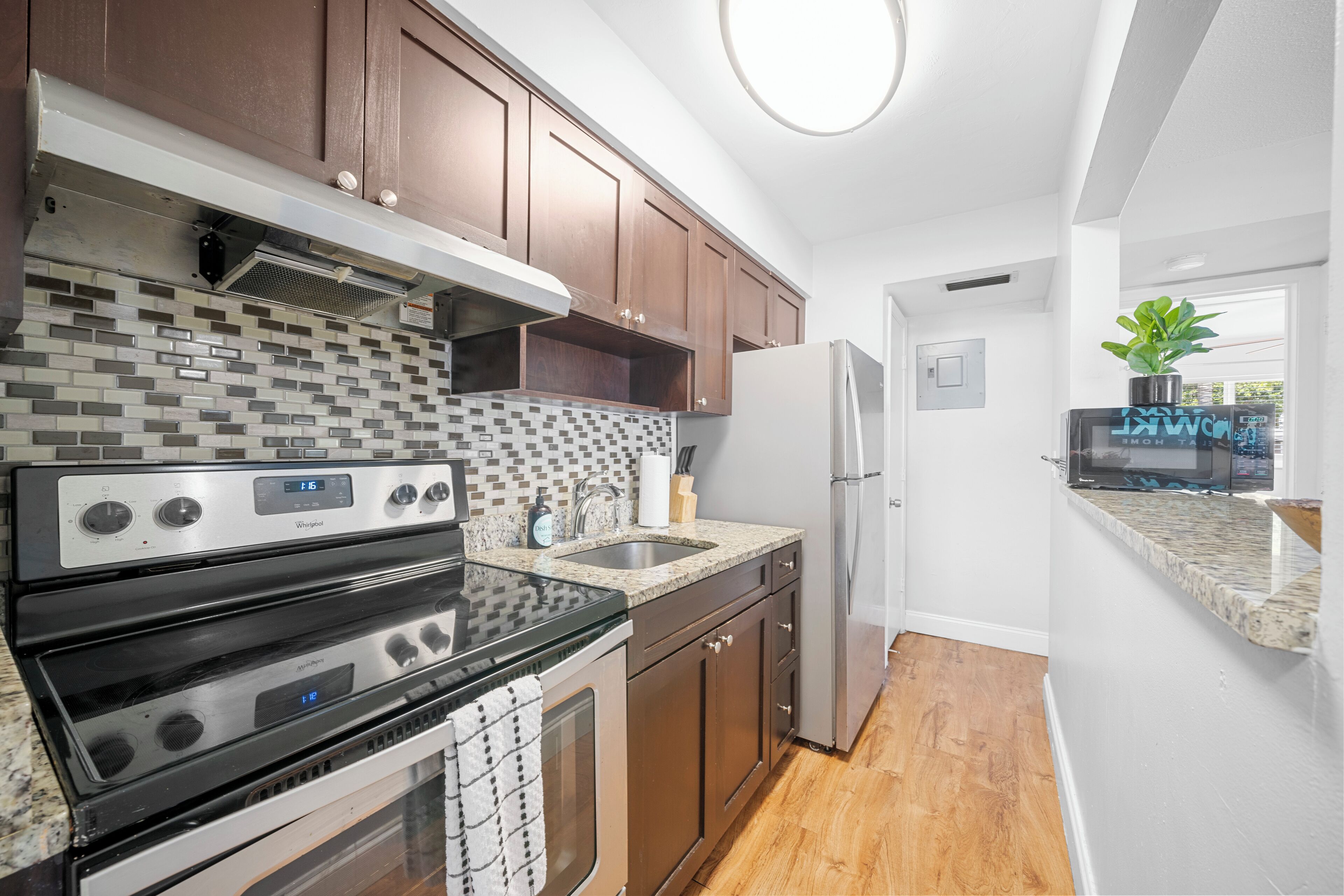 디럭스 아파트 | 전용 주방 | 냉장고, 전자레인지, 커피/티 메이커, 토스터