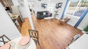 Superior 1-Bedroom Queen w/ Kitchen & Sofa Bed | Living area | LCD TV, Netflix, Hulu, streaming services