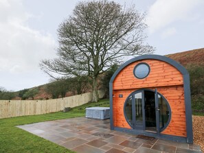 Exterior - Callow Pod (Shrewsbury)