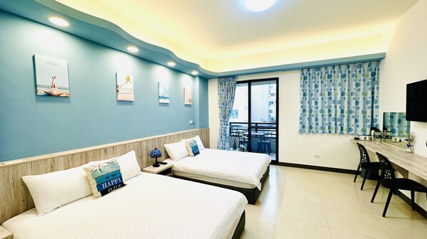 Elite Quadruple Room | Free WiFi - Hyatt Light B&B (Magong)