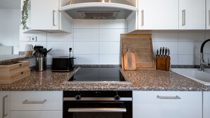 Apartment | Private kitchen | Espresso maker, coffee/tea maker, fridge, oven - Beautiful Penthouse w Balc Prkg & BBQ (Sanem)