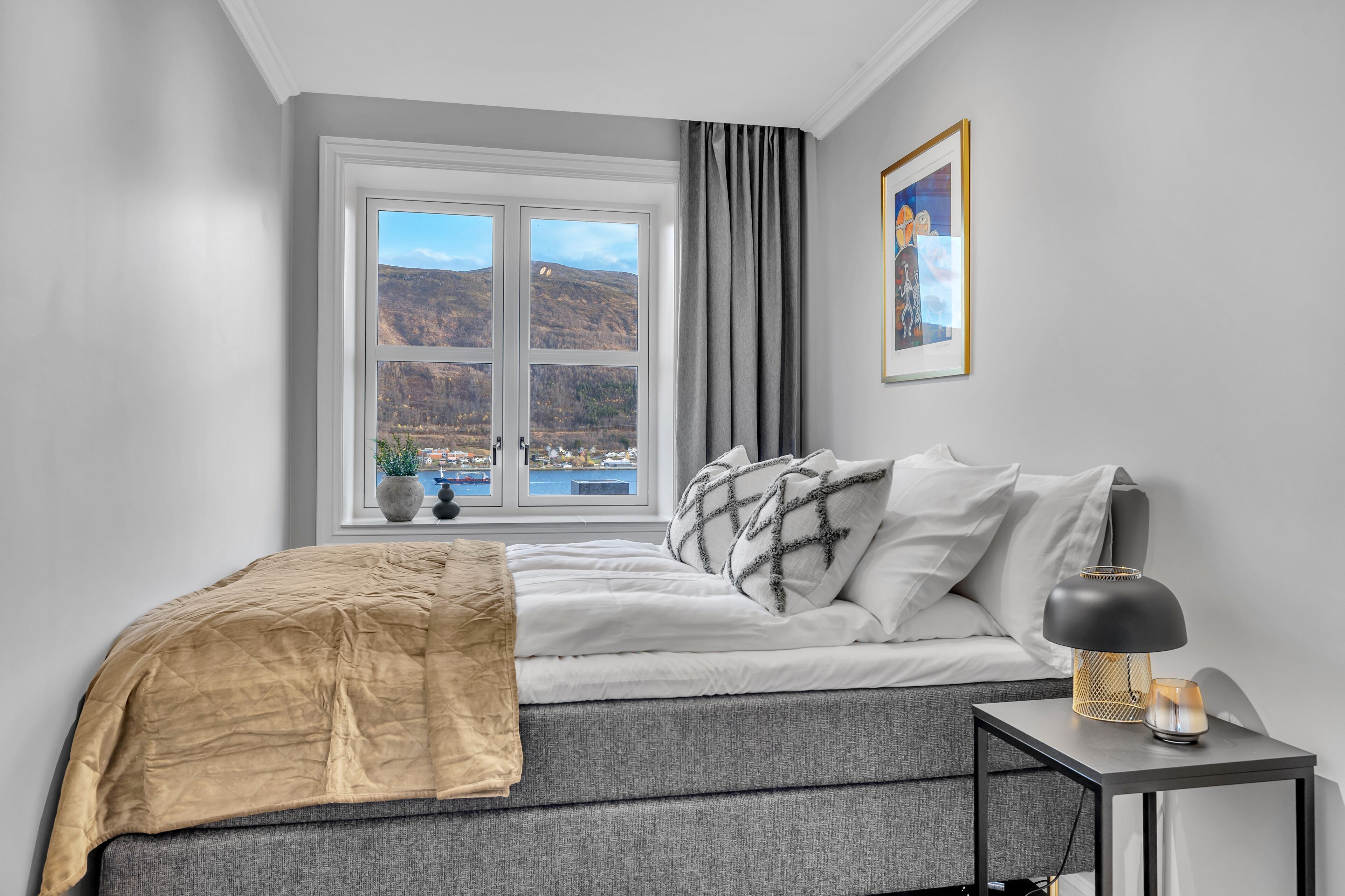 Suite – deluxe, 1 soverom, sjøutsikt | Sengetøy i egyptisk bomull og sengetøy av topp kvalitet