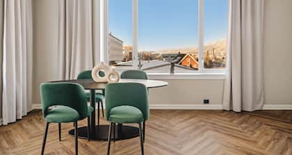Enter St. Elisabeth Suites