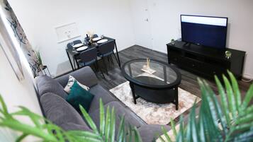 Apartment, Multiple Beds | Interior