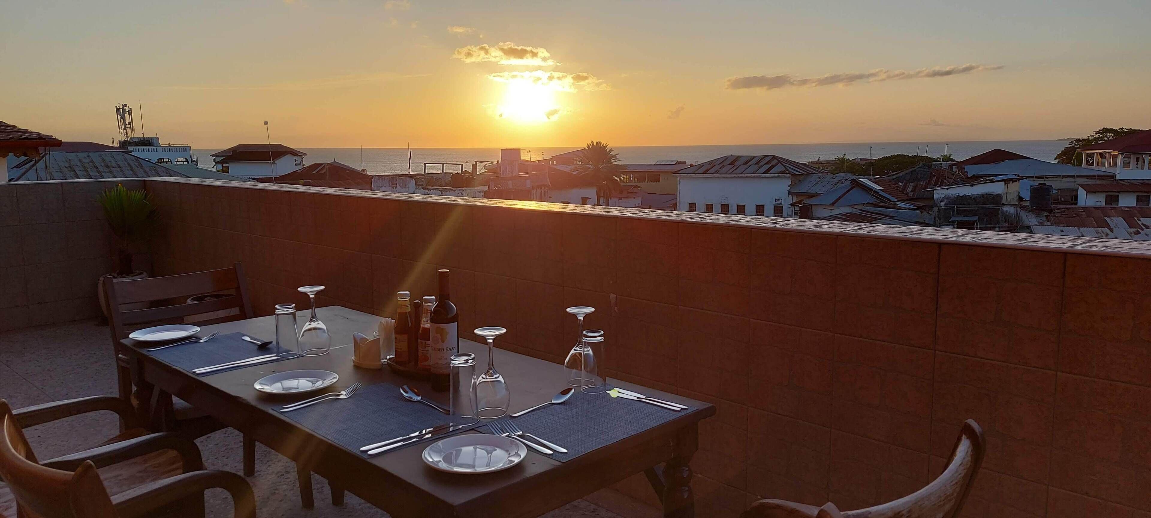 Café da manhã, almoço e jantar