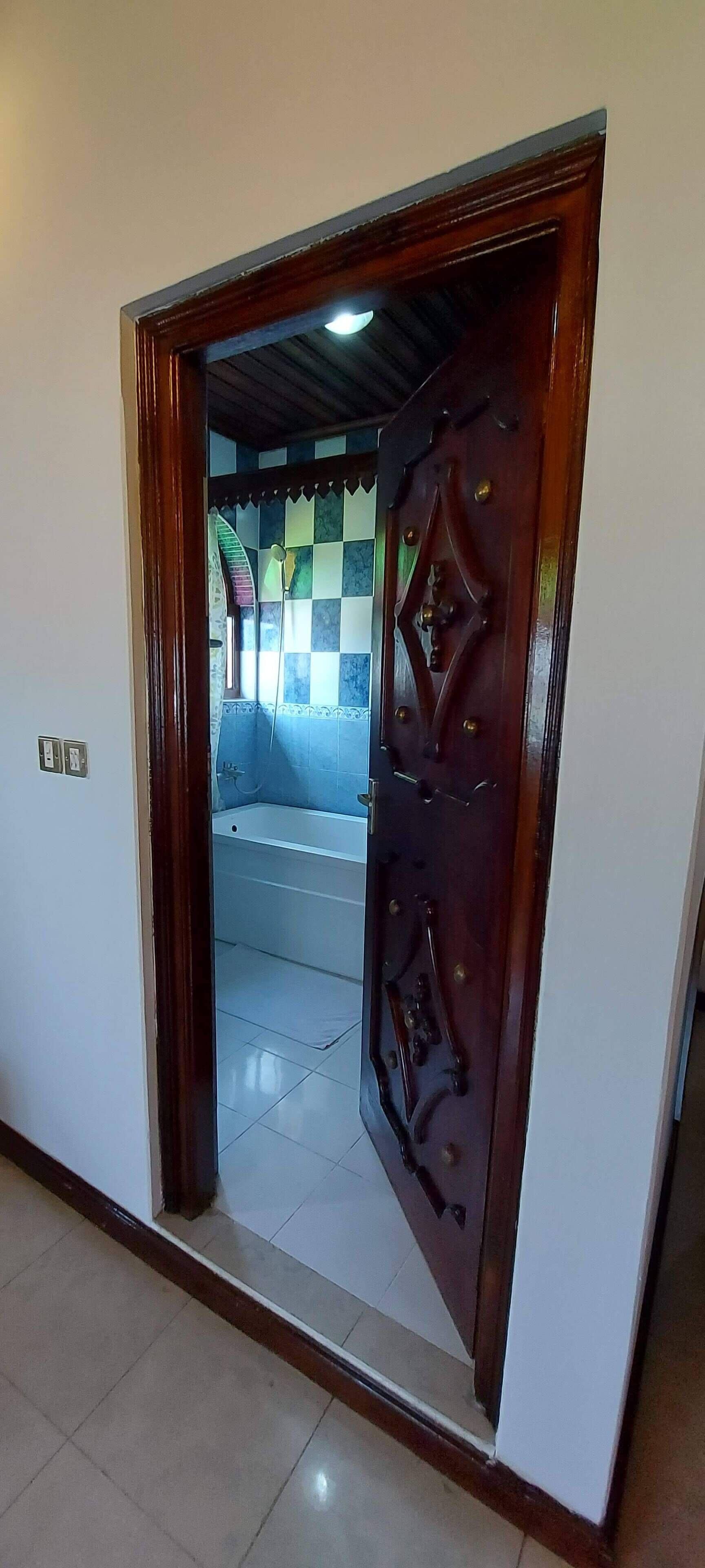 Photo - Horizon Palace