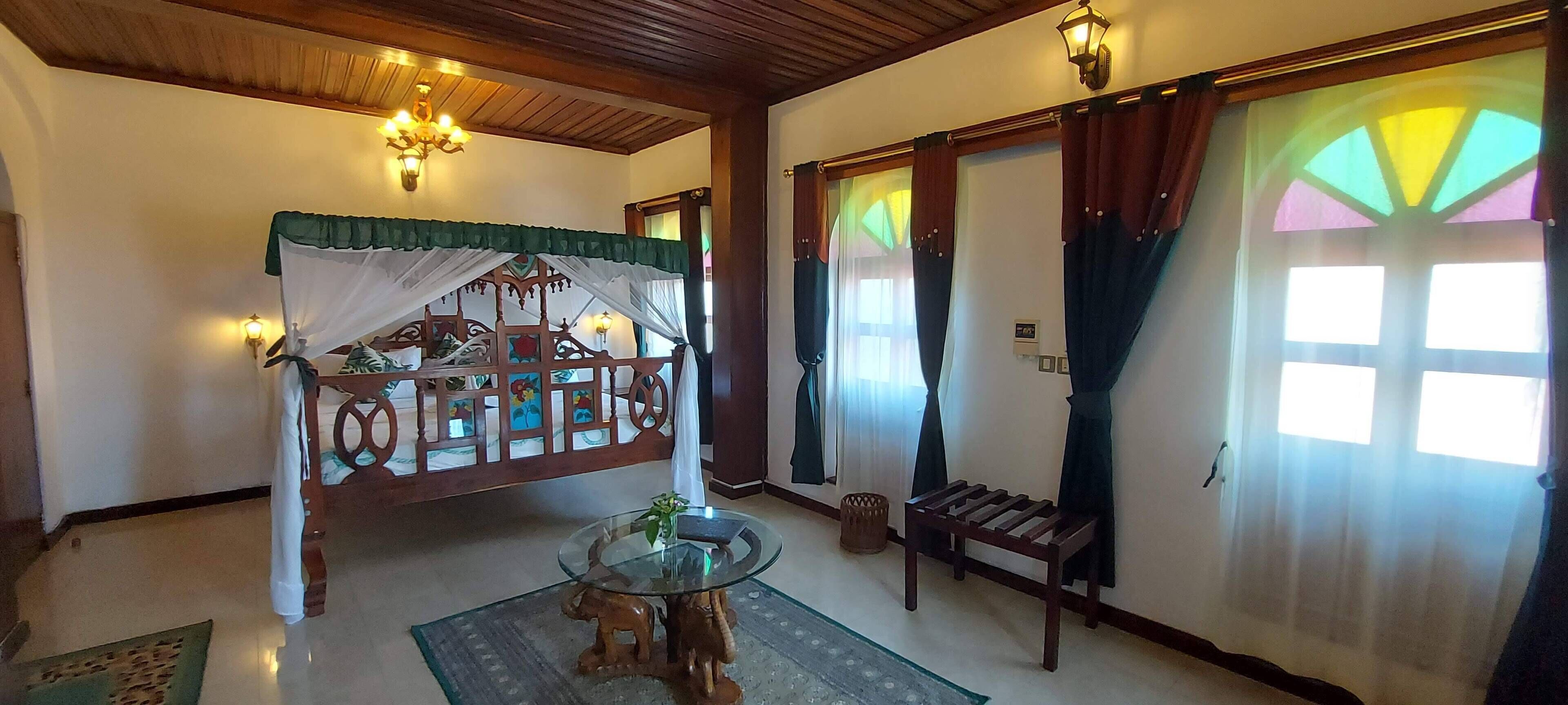 Photo - Horizon Palace