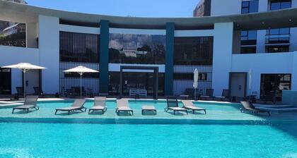 An oasis at the city