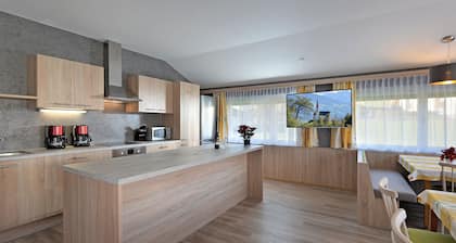 Detached, pet-friendly, vacation home Anneliese in Fügen