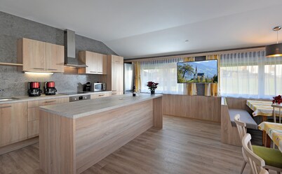 Detached, pet-friendly, vacation home Anneliese in Fügen  