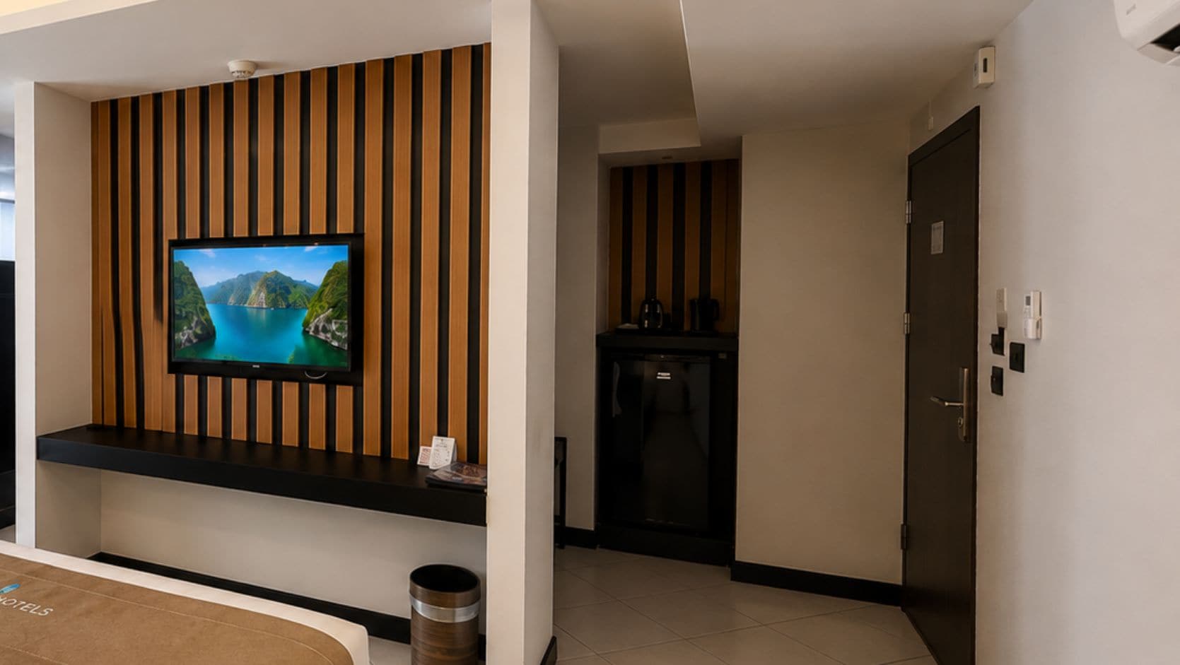 Room amenity