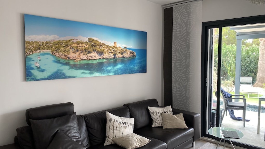 Modern Bungalow With Heated Pool, 50m From The Sea - Whirlpool - - Llucmajor