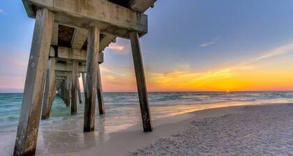 Ocean View Studio on the Beach!