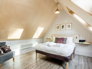 Cottage | 3 bedrooms, individually decorated, individually furnished, free WiFi - Lodge 9 (Wareham)