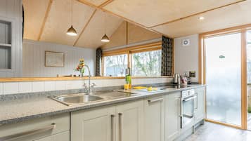 Lava-louças, talheres/pratos/utensílios de cozinha