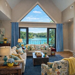 Älytelevisio, takka, DVD-soitin, pöytätennispöytä