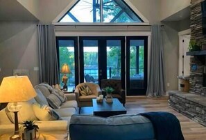 Smart TV, fireplace, DVD player, ping pong