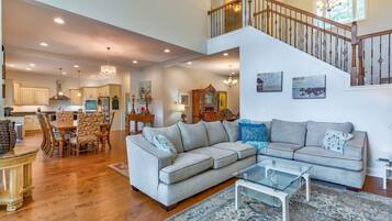 TV connectée, jeux vidéo, lecteur de DVD, baby-foot