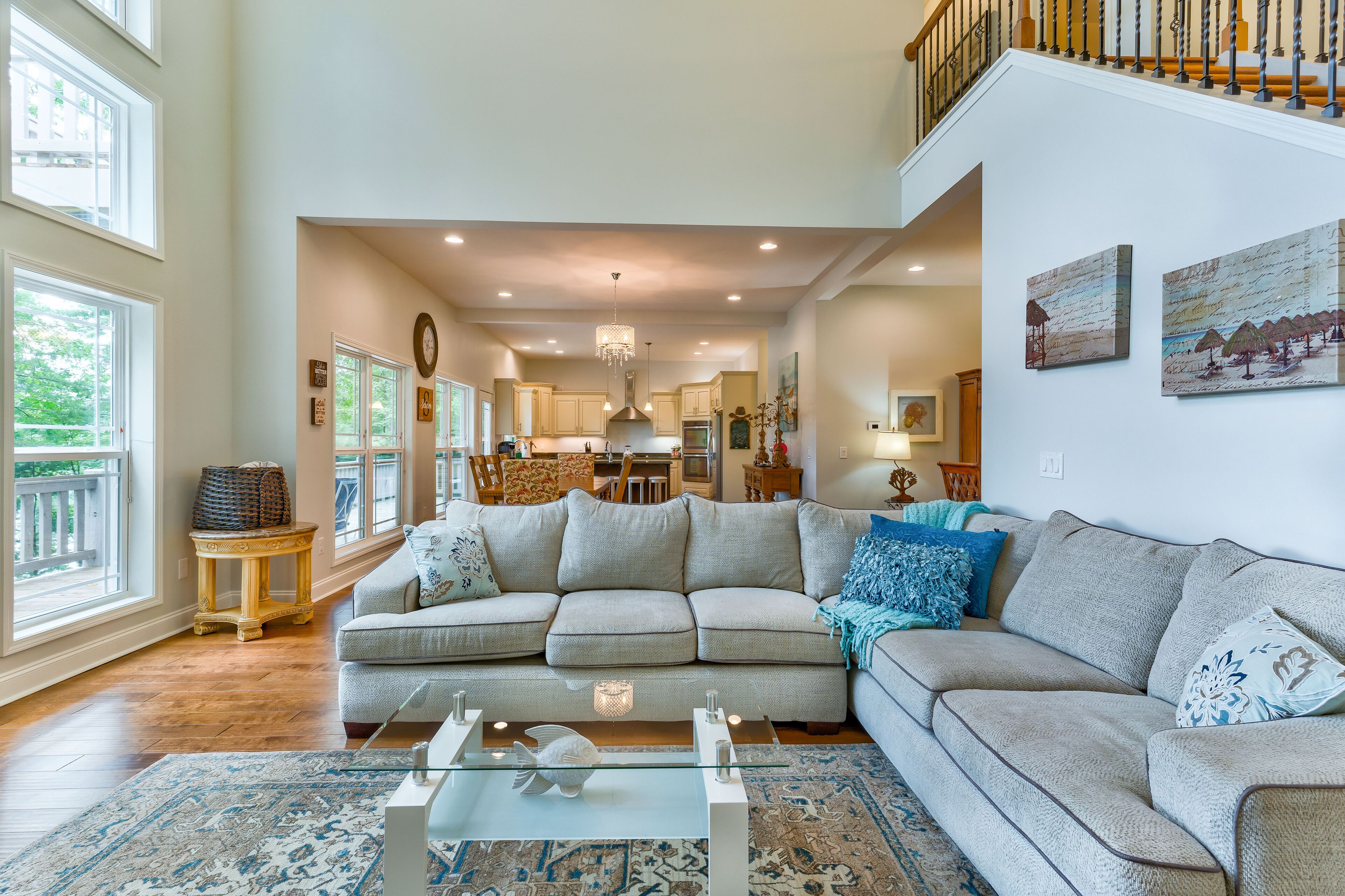 智能電視、電子遊戲、DVD 播放機、足球機