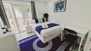 Wi-Fi de cortesia, roupa de cama