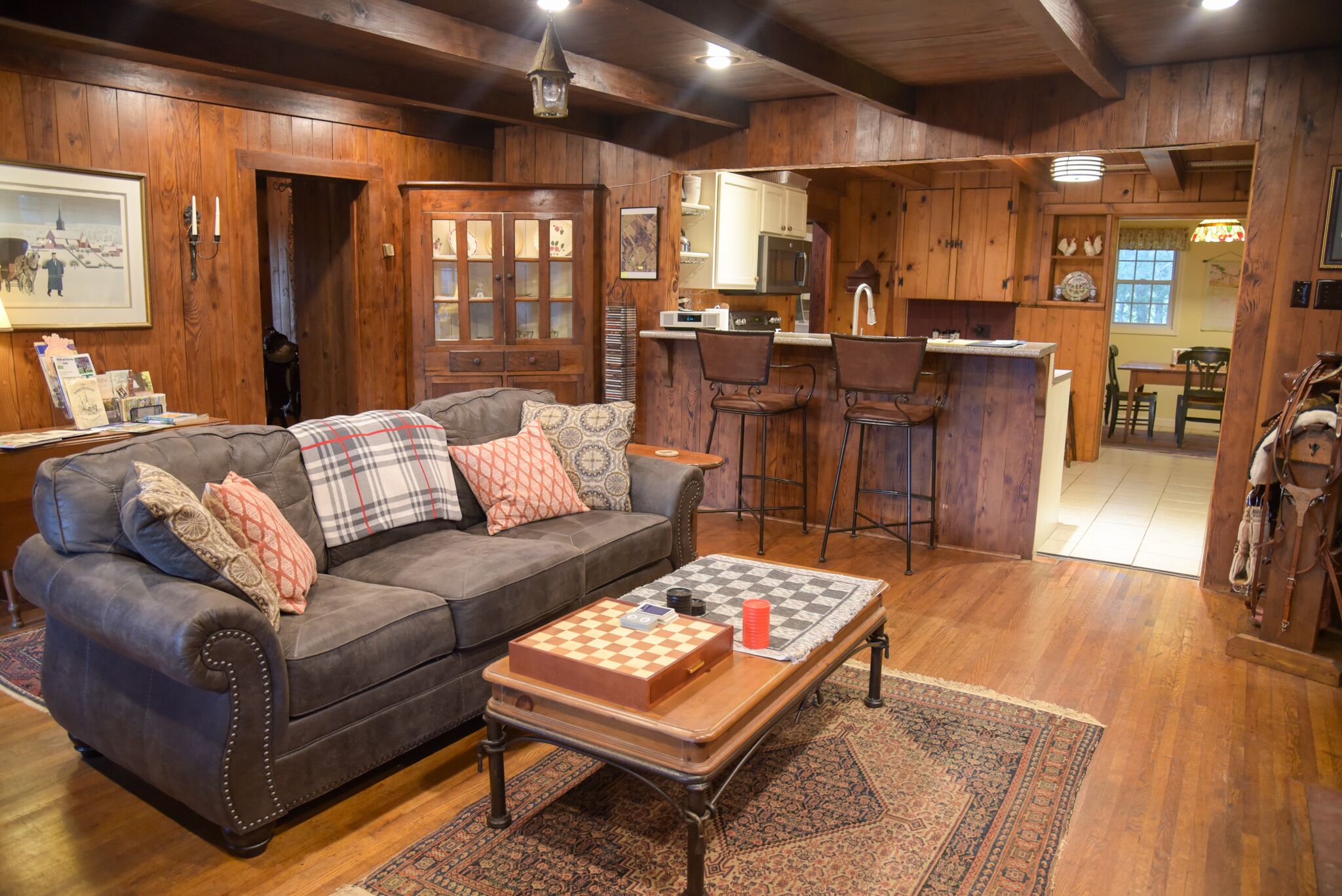 TV, fireplace, ping pong