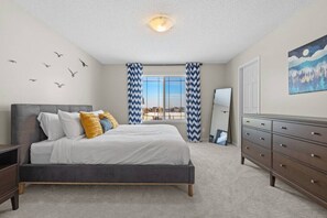 4 habitaciones, tabla de planchar con plancha y wifi gratis