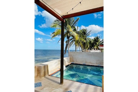 Pool. Gorgeous Oceanfront Villa La Solana I & II w/ Pool