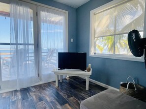 Living area - Gorgeous Oceanfront Villa La Solana I & II w/ Pool (Santa Clara)