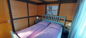2 bedrooms, free WiFi - Family-friendly vacation home with garden on the edge of the heath (Rodewald)