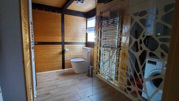Dusche, Haartrockner, Seife, Toilettenpapier