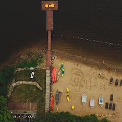 Private beach, white sand, sun-loungers, beach towels