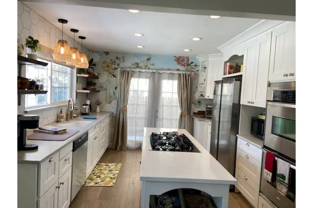 Newly Remodeled Comfy Home Near DU 2 King BD 2 Full BA