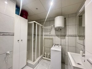 Dusch och handdukar