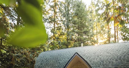 Iconic Arched Cabin | Near Mt Baker Hiking