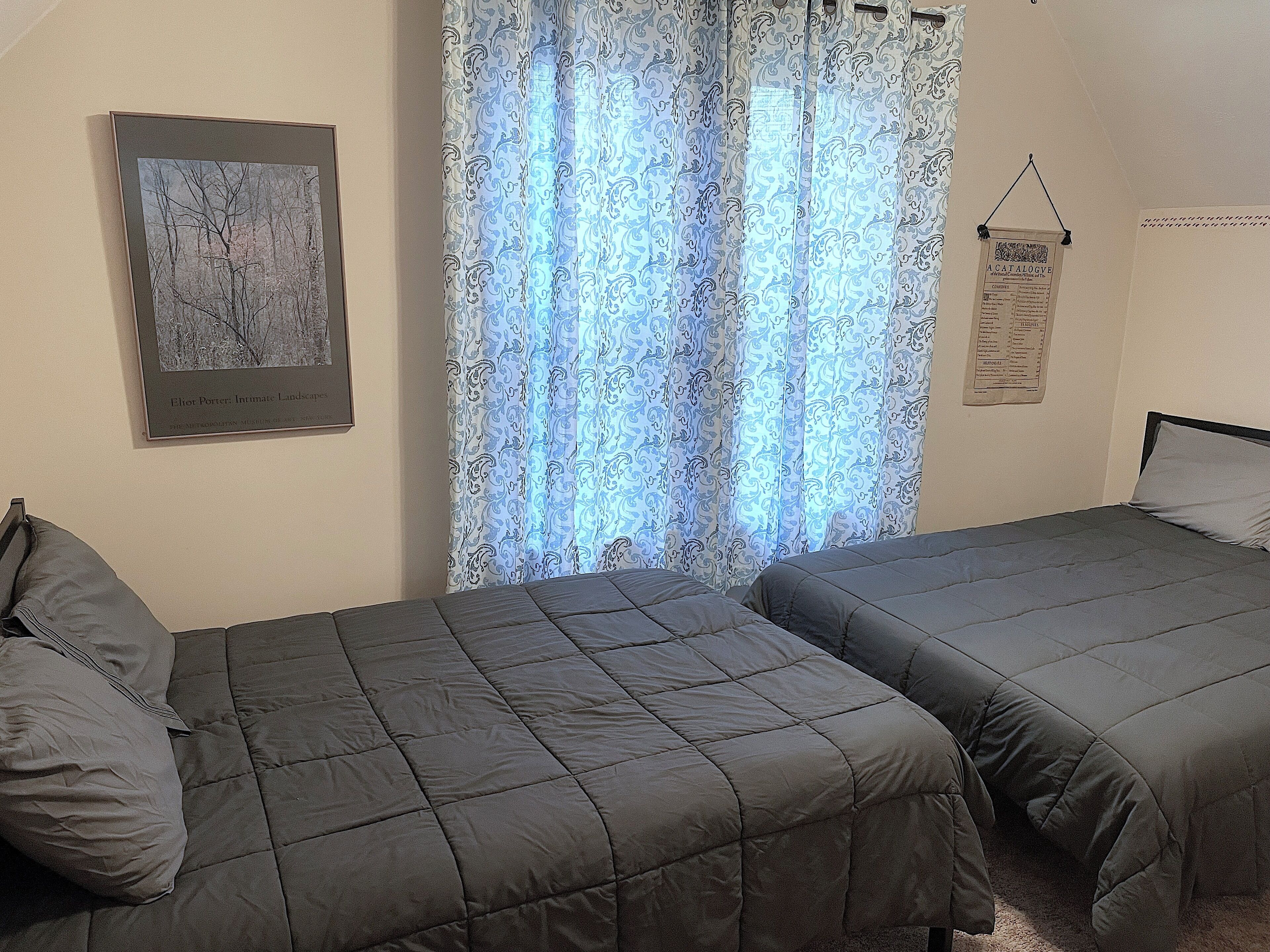 4 bedrooms, desk, free WiFi, bed sheets