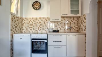 Exclusive Apartment | Iron/ironing board, free WiFi