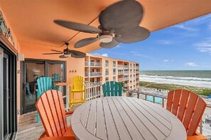 Outdoor dining - Spectacular New Oceanfront 3/2 Condo- "Seascape" at Reef Club (Indian Rocks Beach)