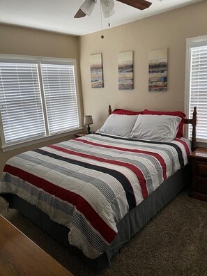 2 bedrooms, iron/ironing board, WiFi, bed sheets