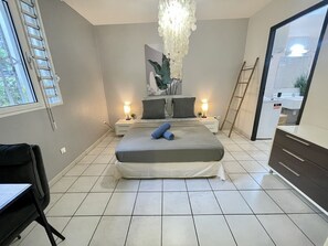 1 Schlafzimmer, Schreibtisch, Bügeleisen/Bügelbrett, kostenloses WLAN