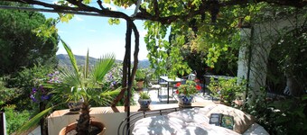 Gepflegte eigenständige Finca in den Vorbergen Andalusiens, Stille zum Greifen