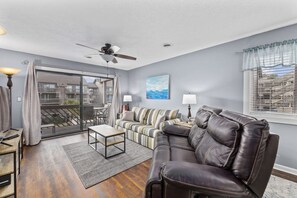 TV - Peaceful Shore Drive Condo-Next to beach Pools/Hot Tub. Stay awhile! (Myrtle Beach)