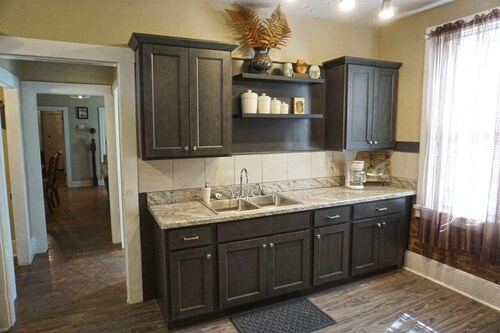 Dottie's Place in Heart of Historic Roscoe Village