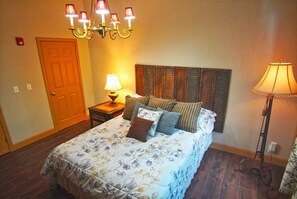 1 dormitorio, tabla de planchar con plancha, wifi y ropa de cama