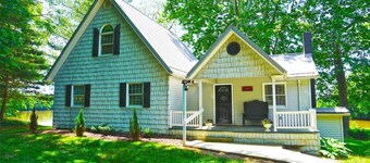 River House - Waterfront 3 bedroom, 2 bath