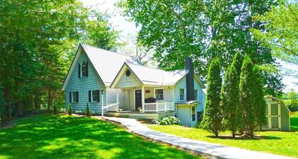 River House - Waterfront 3 bedroom, 2 bath