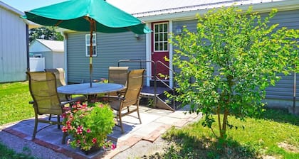 Pet Friendly and Close to Local Favorites