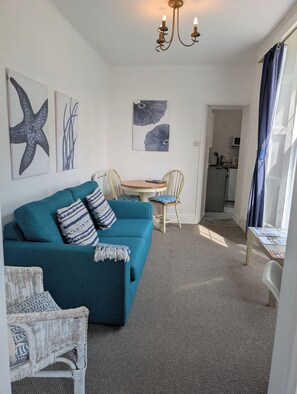 Apartment, 1 Bedroom (Apartment 5) | Living area