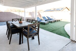 Outdoor dining